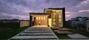 Casa para Vender em Comercial Norte