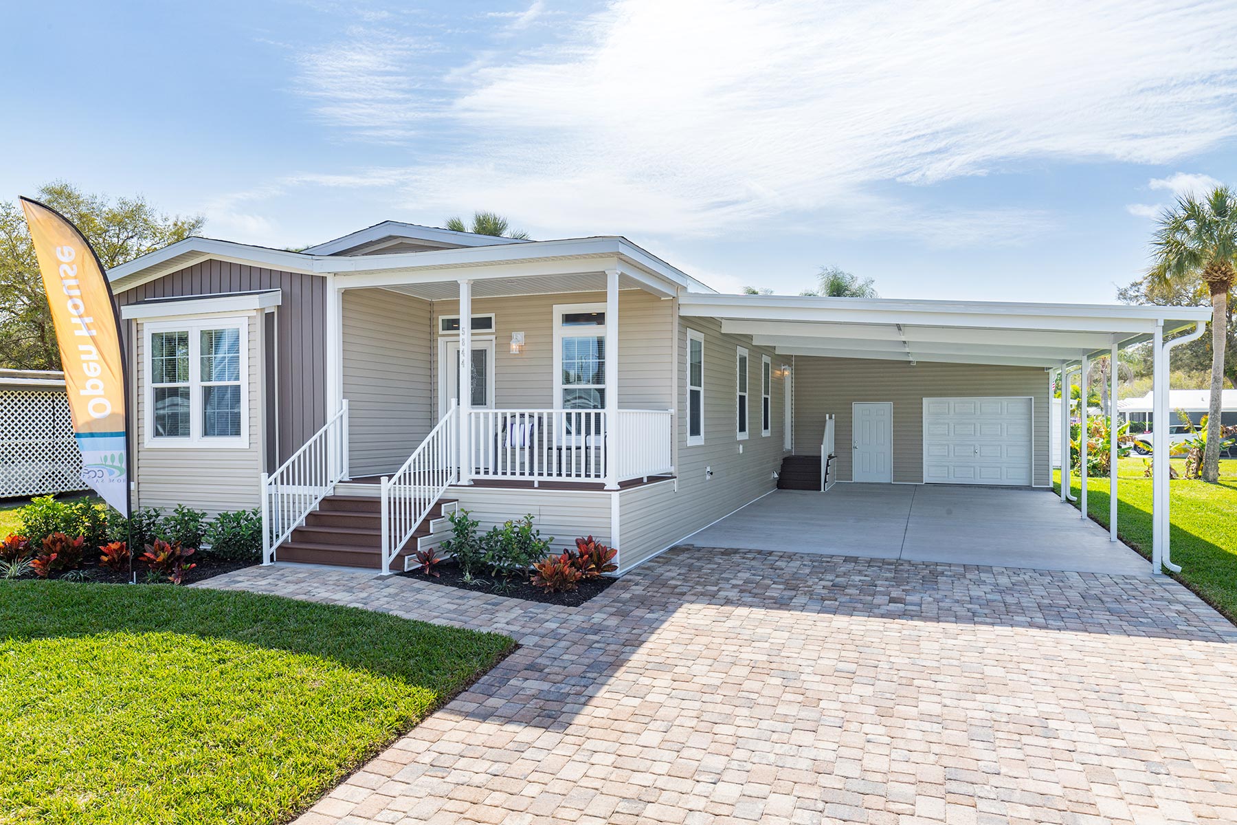5844 Danbury Lane, 124, Sarasota, FL 34233 (Off Market NYStateMLS