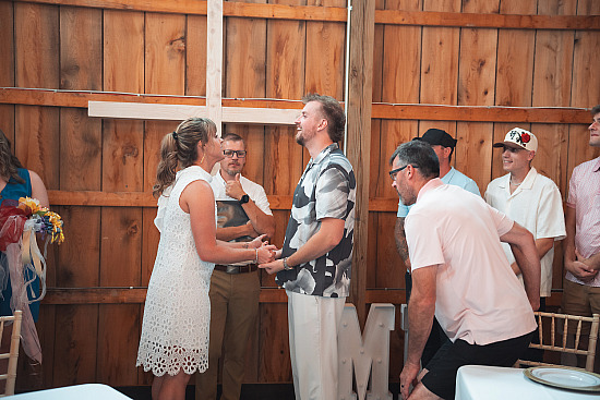 Amazing Grace Barn at Lakeside Weddings
