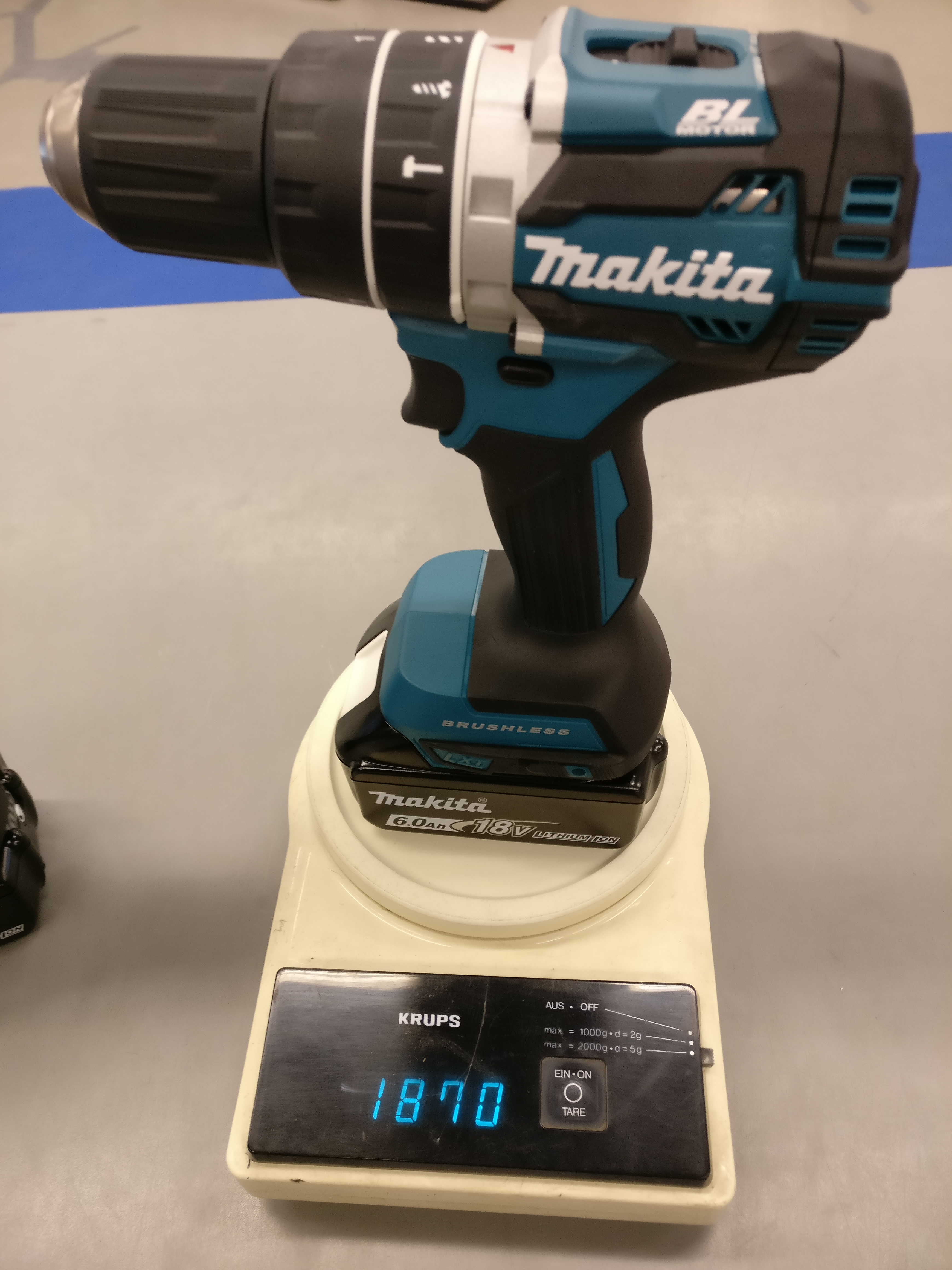 DHP484 New Compact Brushless - Comparison Pictures - Makita - Power ...