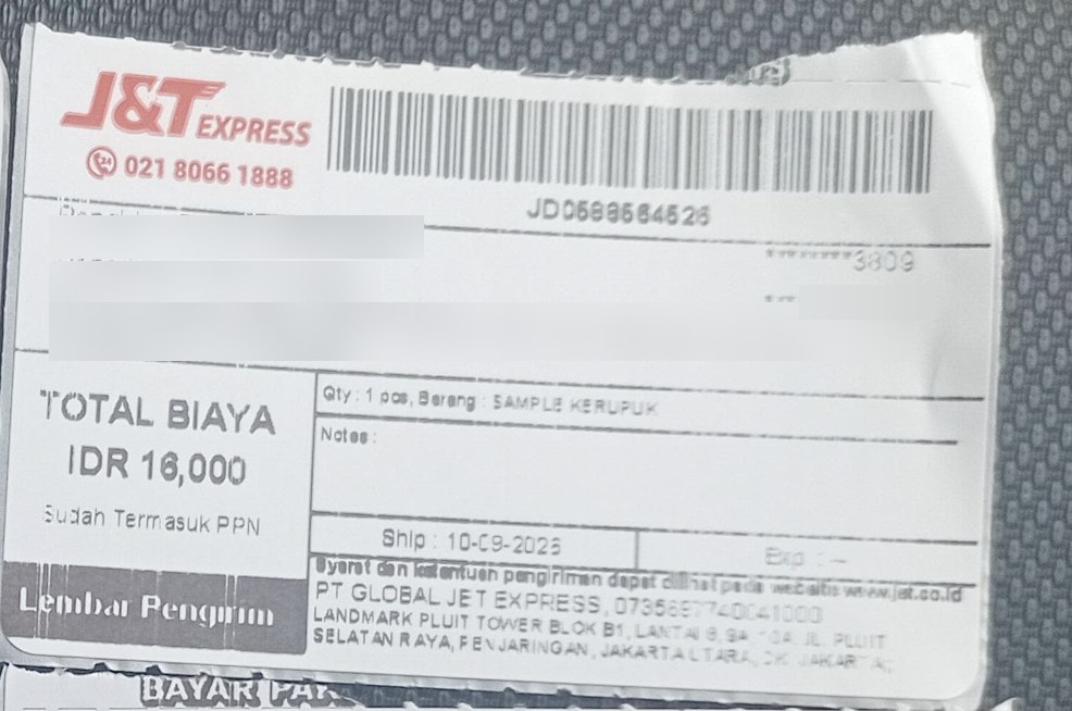 Resi J&T Express sample kerupuk udang ke Bekasi, data penerima disamarkan