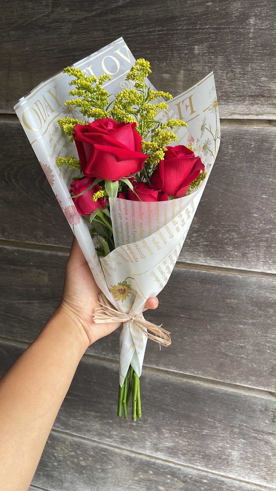 Buquê com 3 Rosas vermelhas