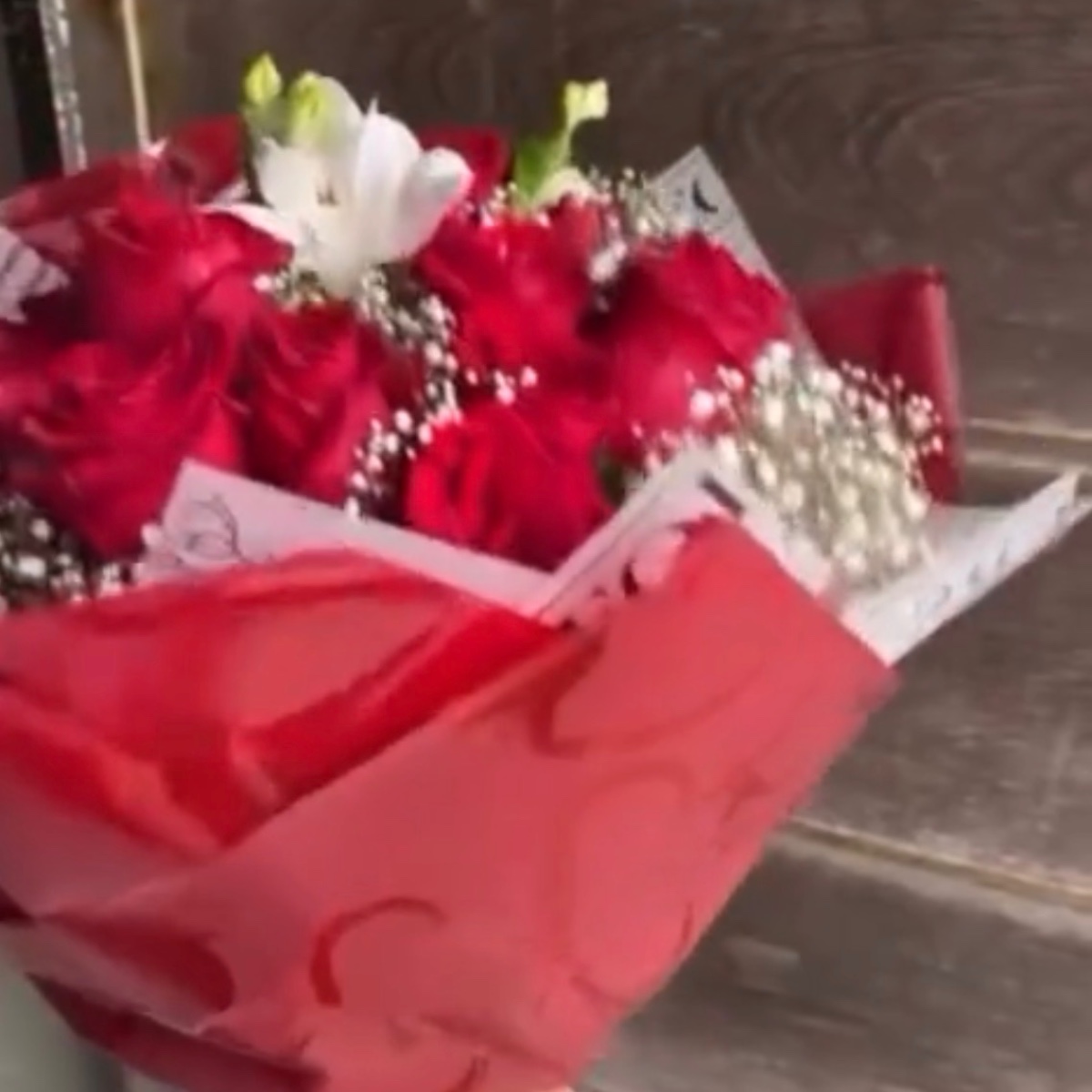 Buquê 21 Rosas vermelha