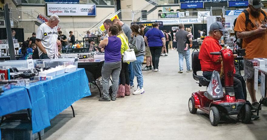 Country Roads Card & Trade Show