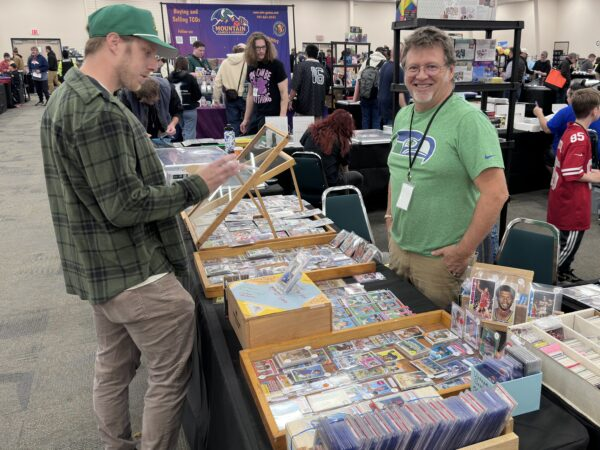 Flint Weekly Card & Collectibles Show