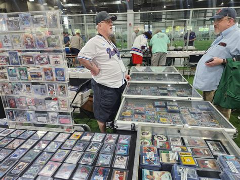 Sports Card, Comic & Pokemon Show