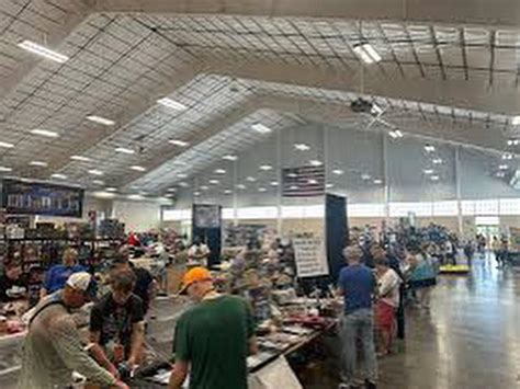 Middle Tennessee Sports Spectacular & Collectibles Show