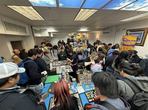 Sports Cards & Pokemon Show