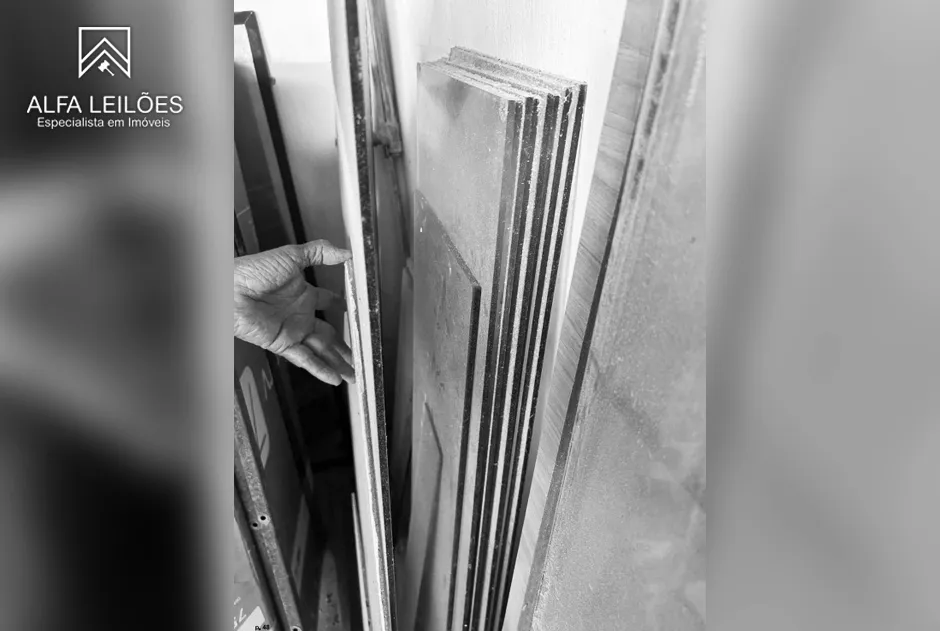 8 Prateleiras de Vidro em Aracaju (SE) - Lote 1 do Edital