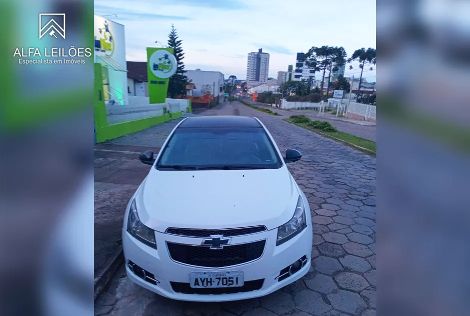Canoinhas (SC) – Chevrolet Cruze LT HB 2014