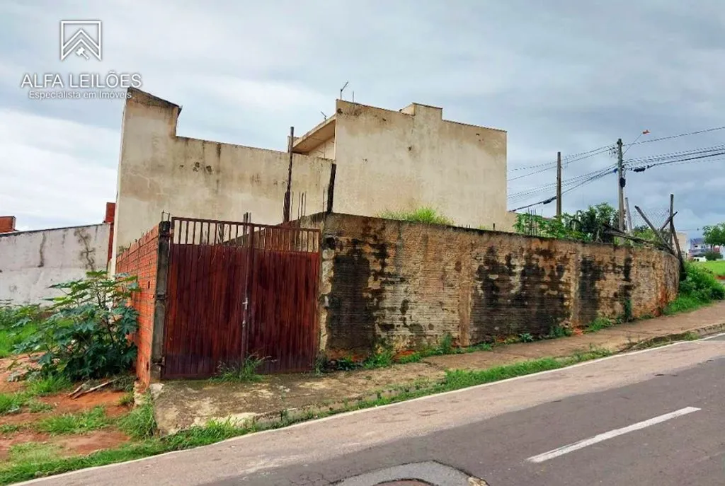 Boituva (SP) - Casa no Bairro Agua Branca com Terreno de 207m² — foto 1