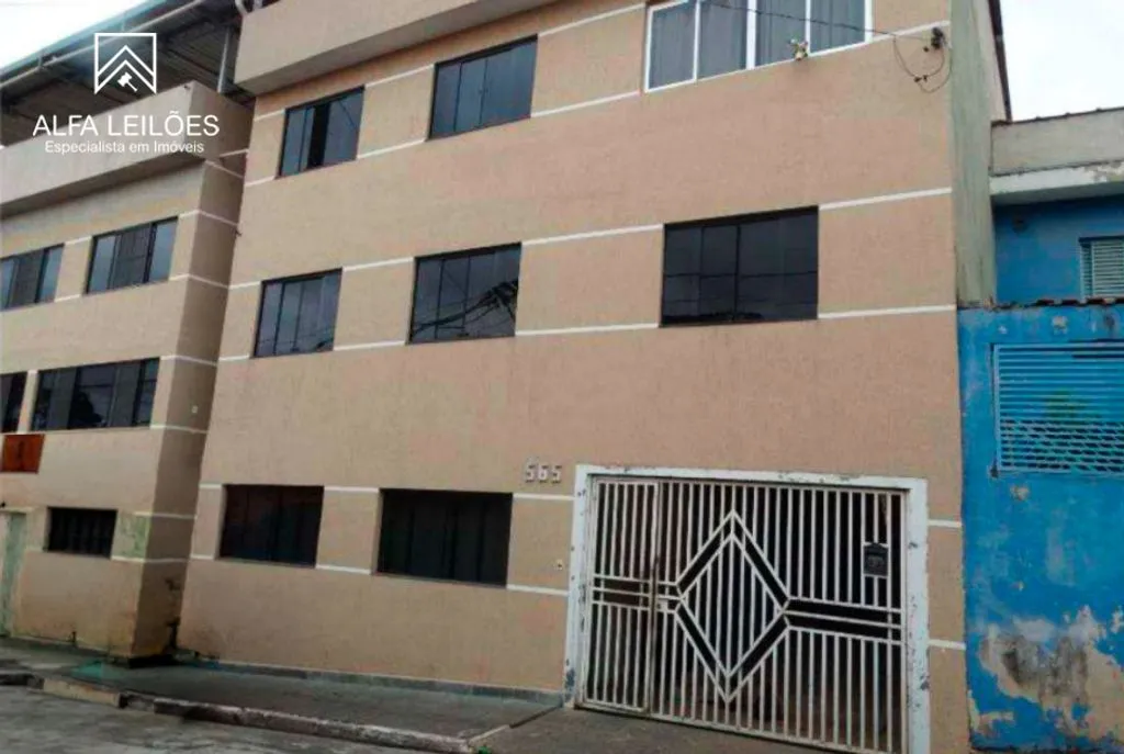 São Paulo (SP) - Casa no Bairro Jardim São Nicolau com 310m² de Área Construída