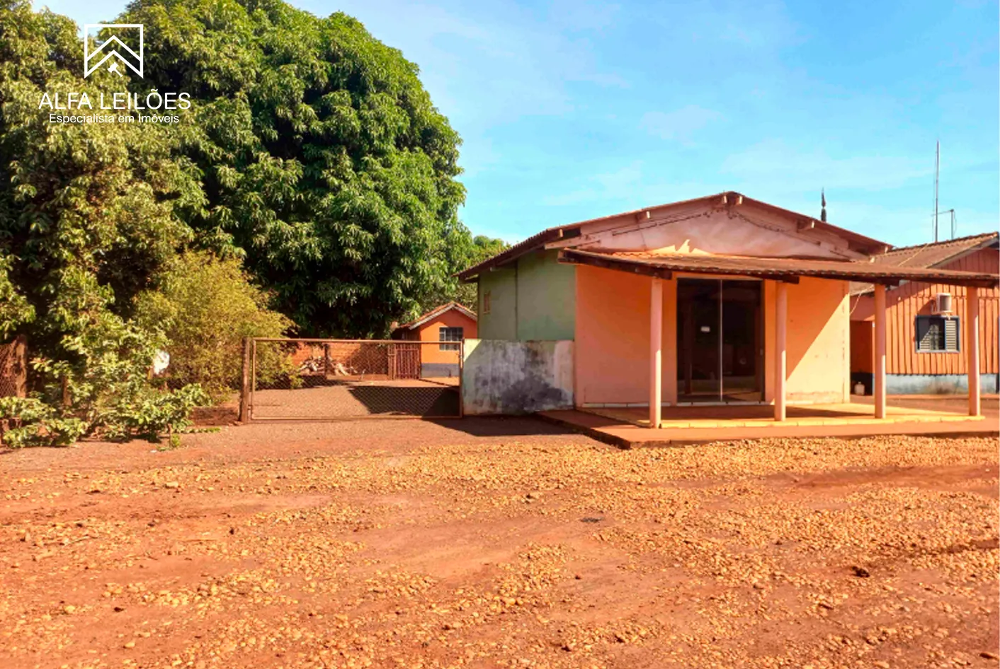 Leilão de Imóvel Comercial e Residencial em Dourados (MS)