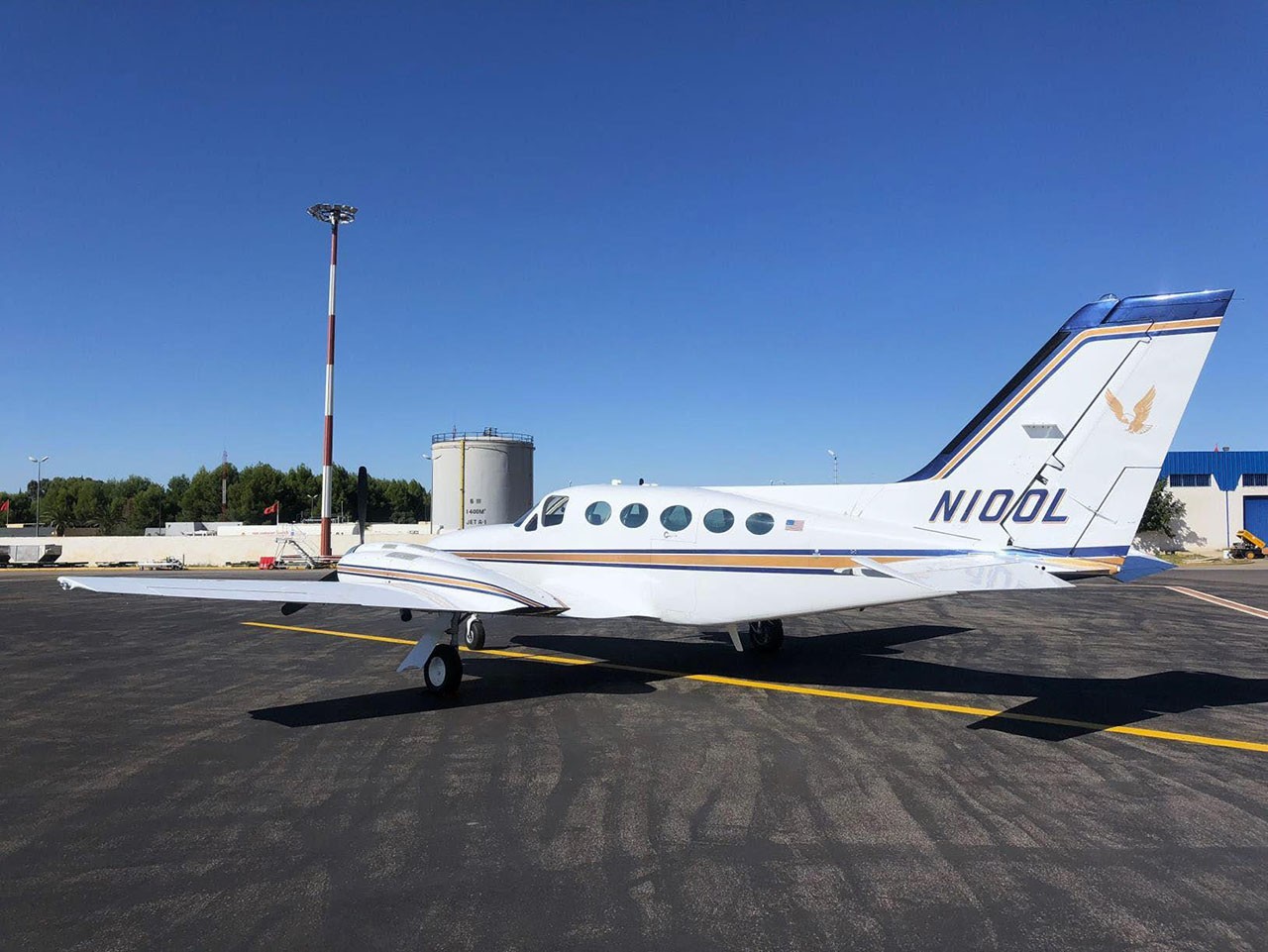 1977 Cessna 421C — photo 5