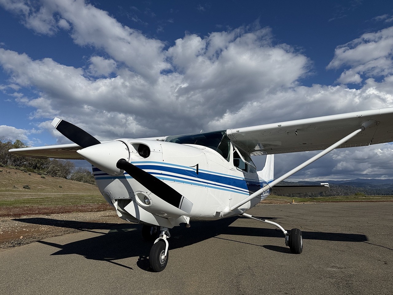 1982 Cessna 182 — photo 2