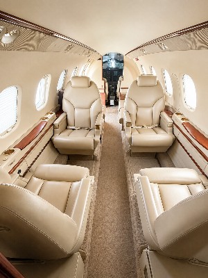 2002 Piaggio Avanti P180 — photo 2