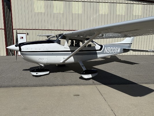 1976 Cessna 182 — photo 1
