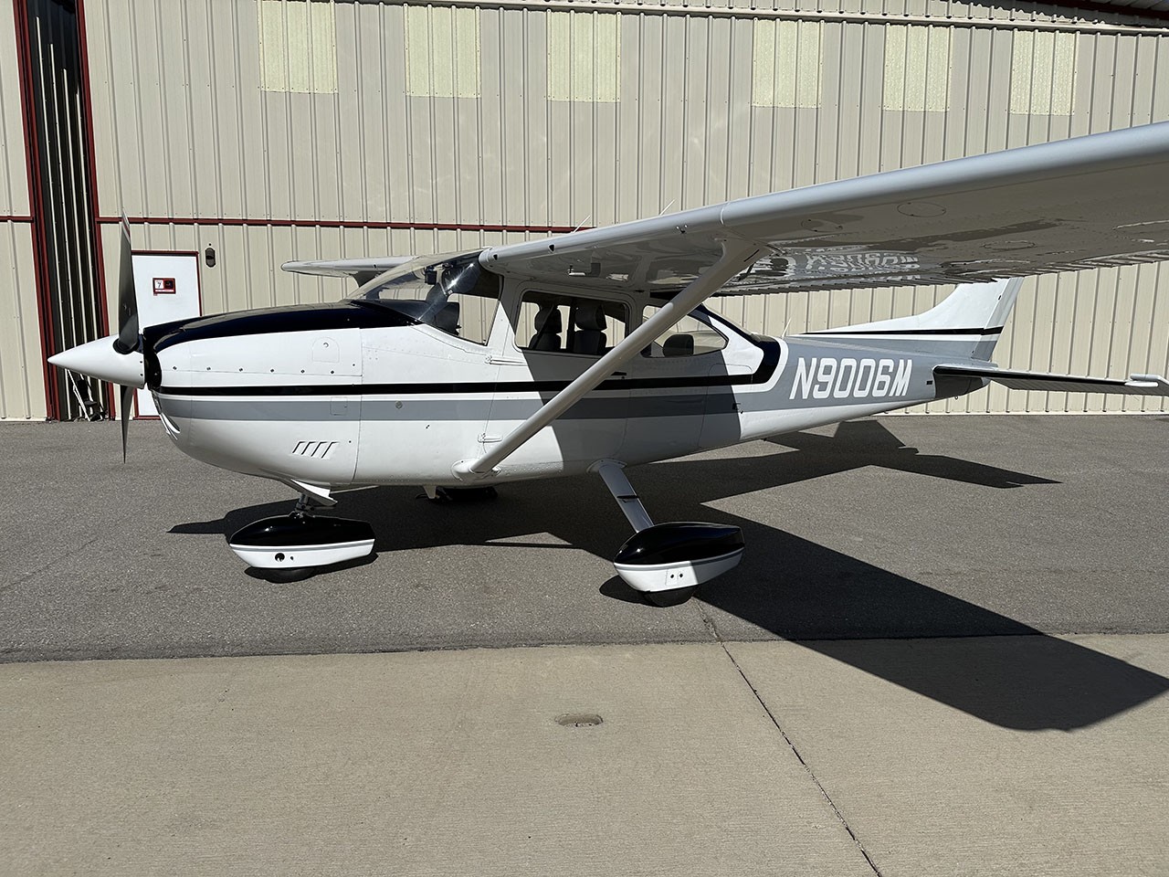 1976 Cessna 182