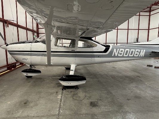 1976 Cessna 182 — photo 2