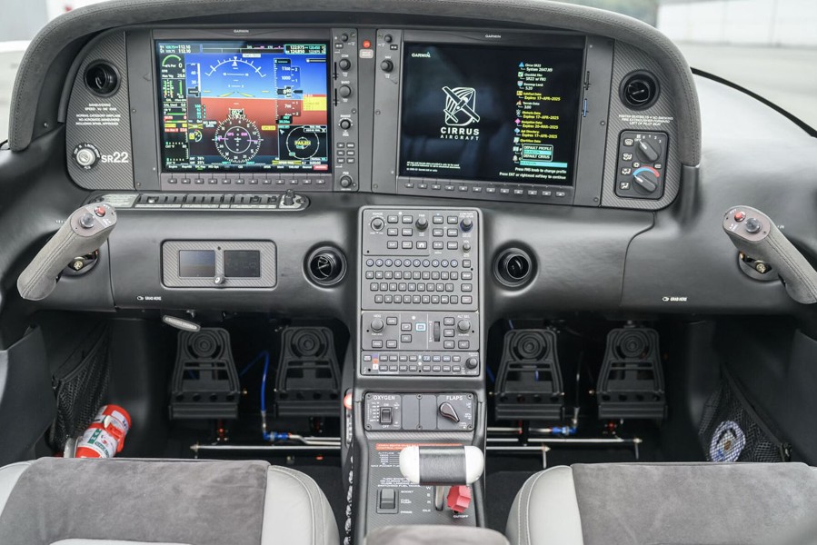 2021 Cirrus SR22-G6 GTS (N303PL), photo 19
