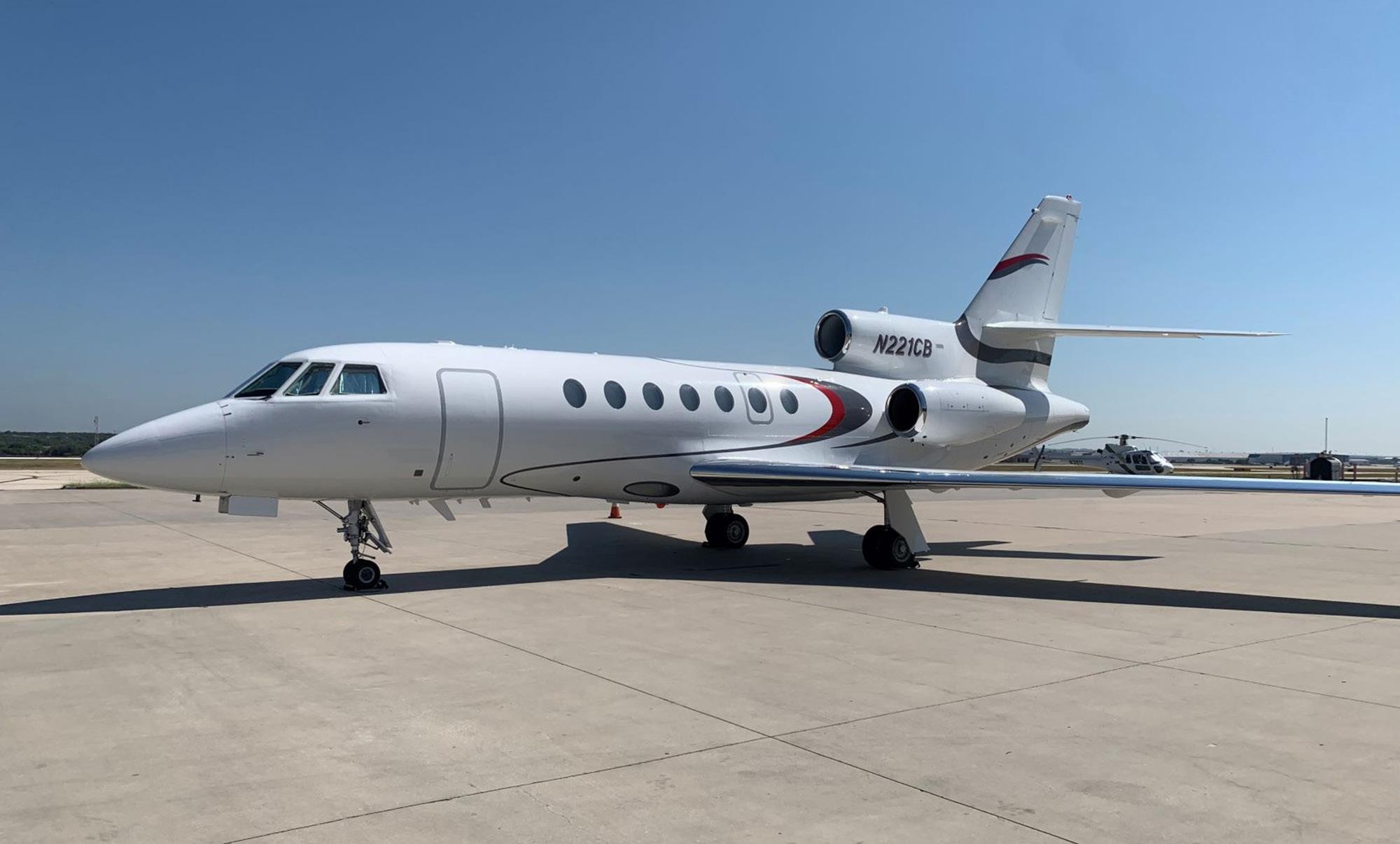 2002 Falcon Falcon 50 — photo 1