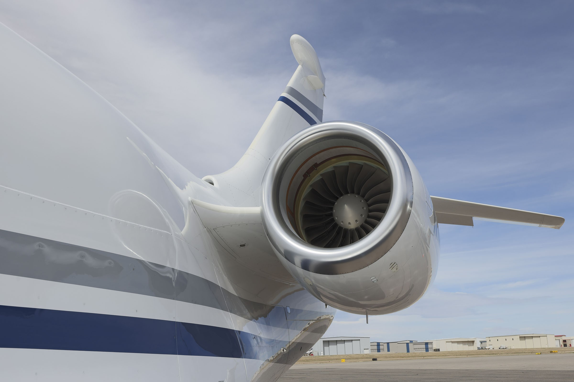 2004 Falcon 2000EX — photo 4
