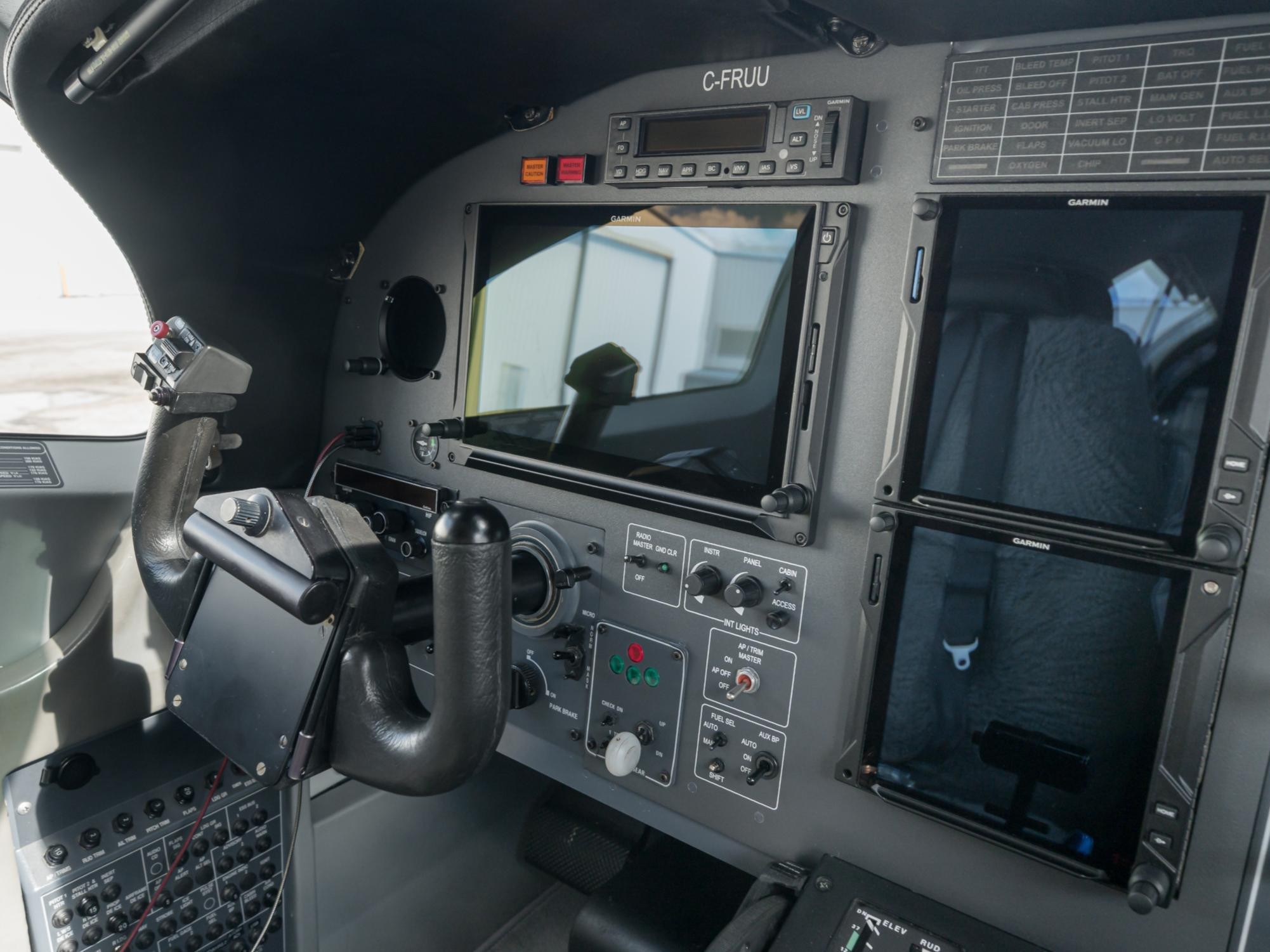 2006 Socata TBM 850 5