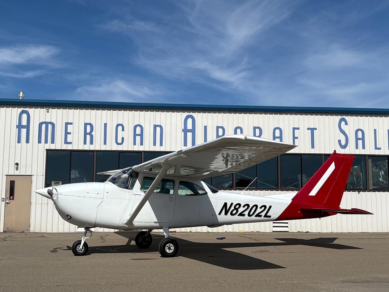 1967 Cessna 172H — photo 1