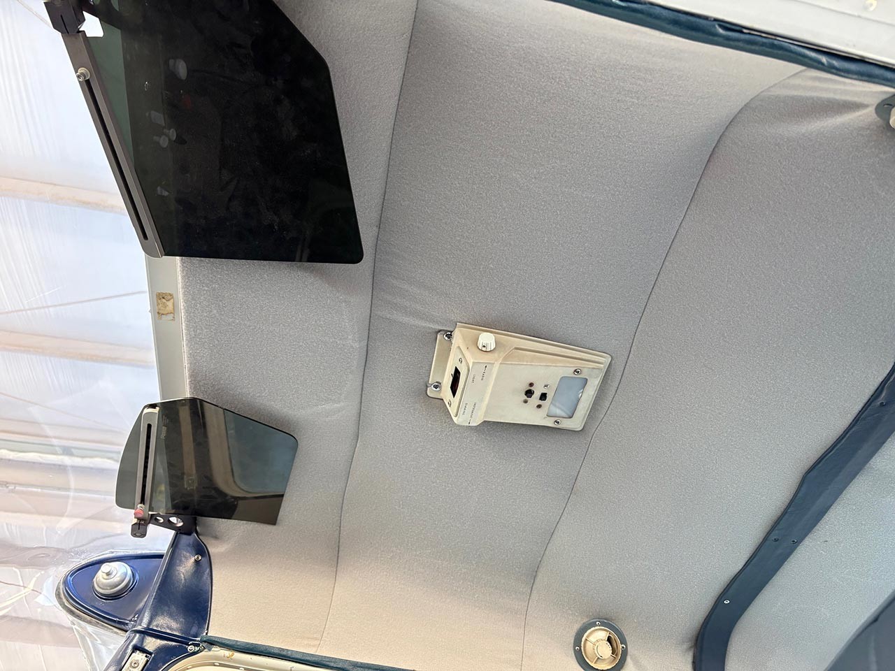 1967 Cessna 172H — photo 4