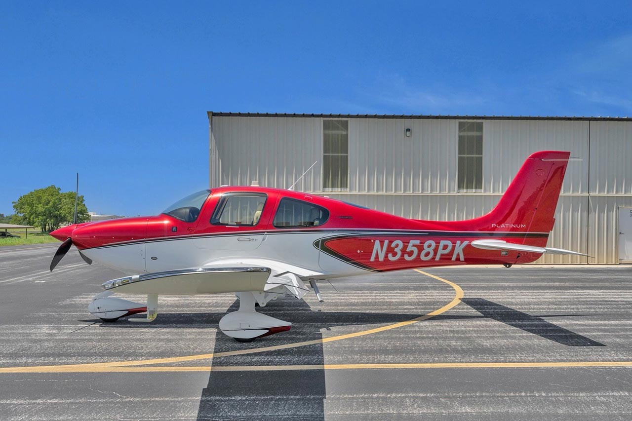 2022 Cirrus SR20 — photo 1