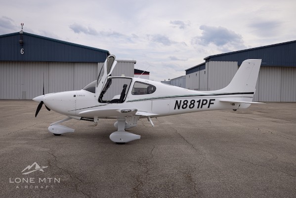 2012 Cirrus SR20-G3 — photo 2