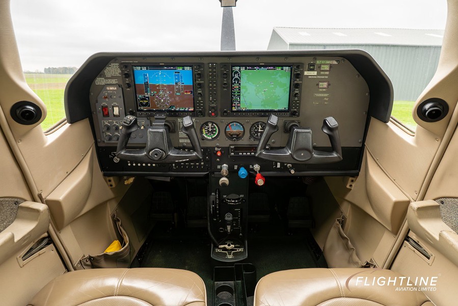 2005 Cessna 182T (G-MPLB), photo 14