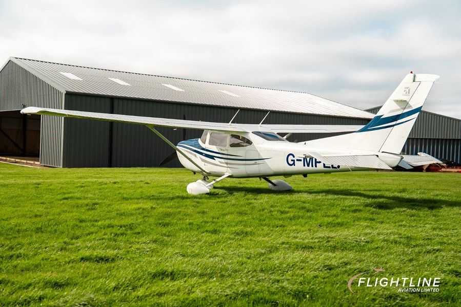 2005 Cessna 182T (G-MPLB), photo 7