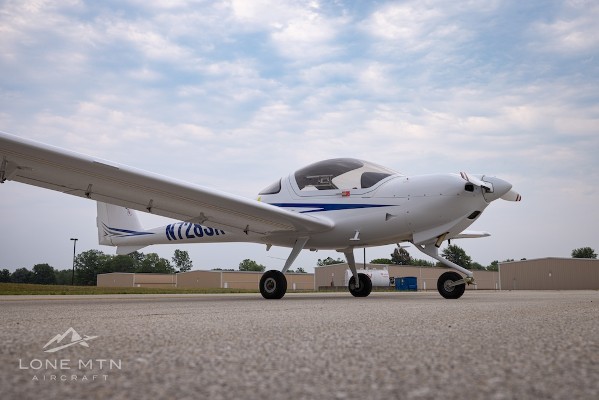 2025 Diamond DA20 — photo 1