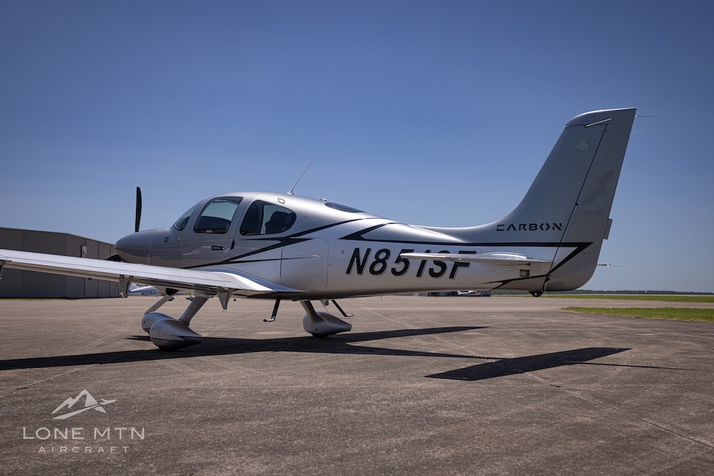 2022 Cirrus SR20 — photo 3