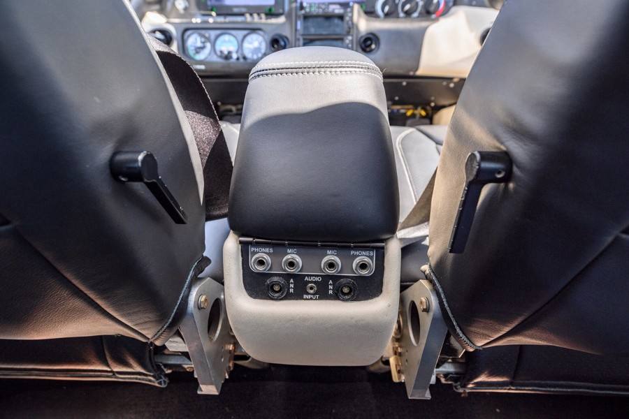 2006 Cirrus SR22-G2 (N756GB), photo 10