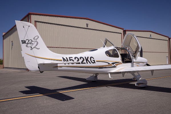 2004 Cirrus SR22-G2 — photo 3