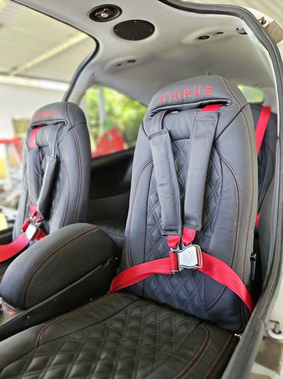 2007 Cirrus SR22-G3 — photo 4