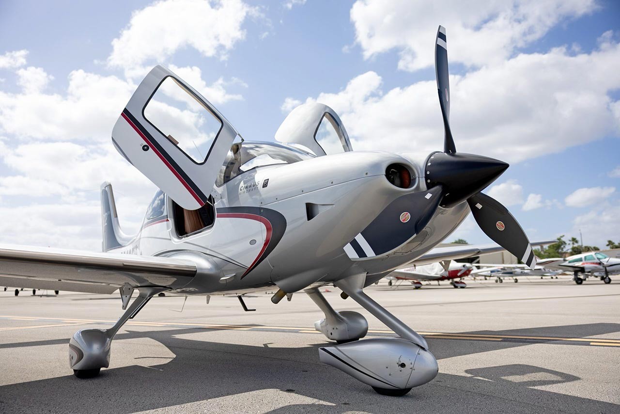 2012 Cirrus SR22-G3 — photo 4