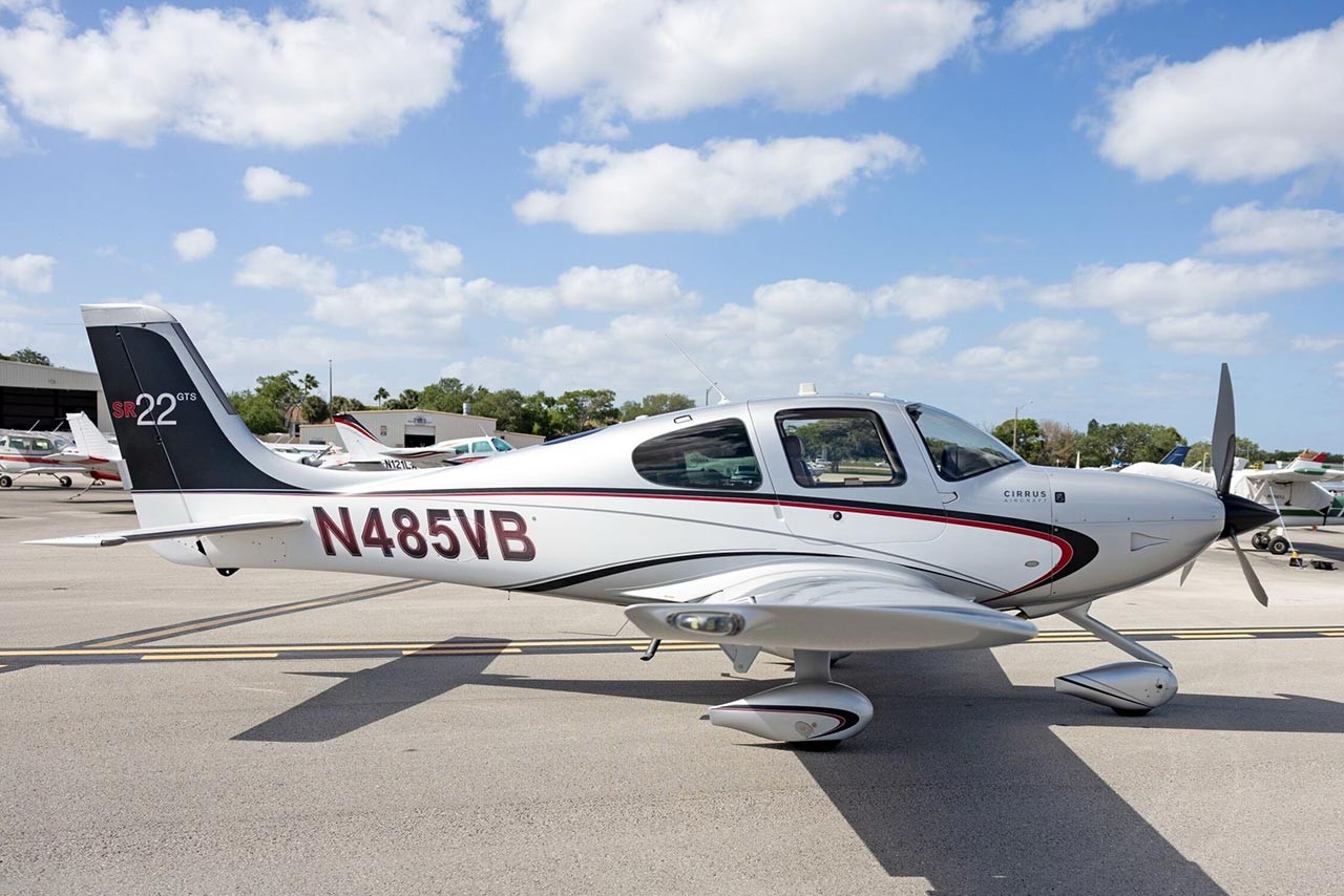 2012 Cirrus SR22-G3 — photo 5