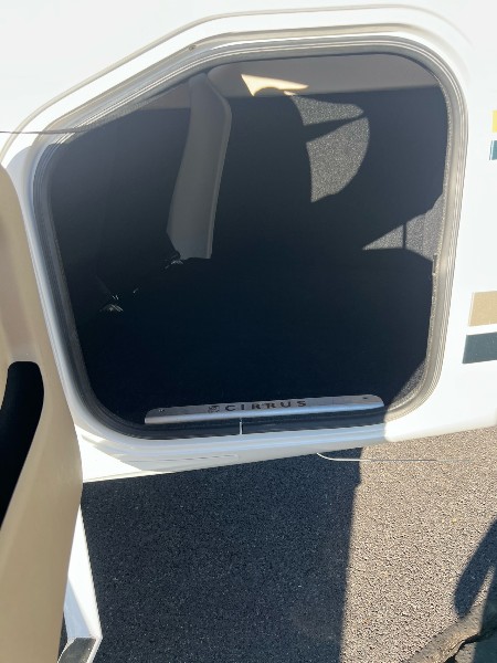 2005 Cirrus SR22-G2, photo 12