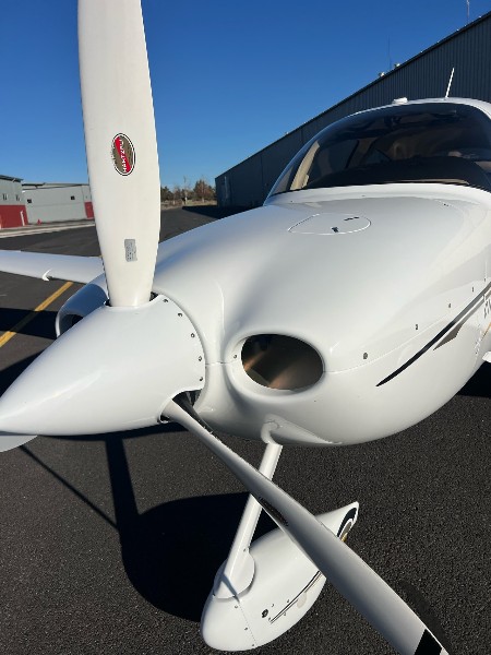 2005 Cirrus SR22-G2, photo 3