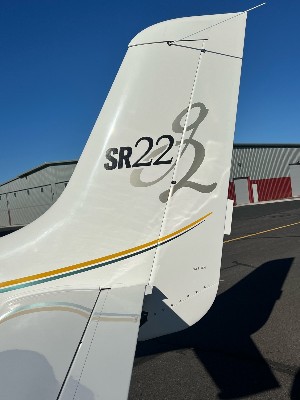 2005 Cirrus SR22-G2 — photo 4
