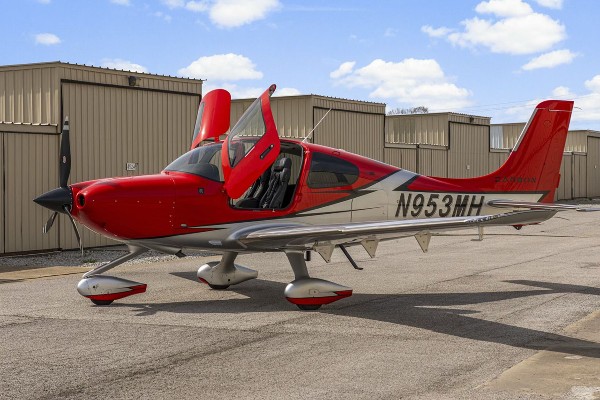 2021 Cirrus SR22T-G6 — photo 2