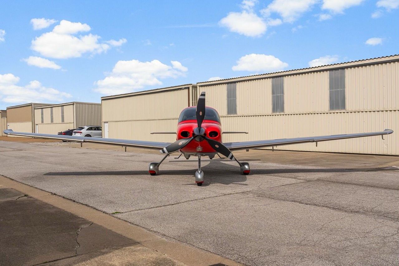 2021 Cirrus SR22T-G6 — photo 4