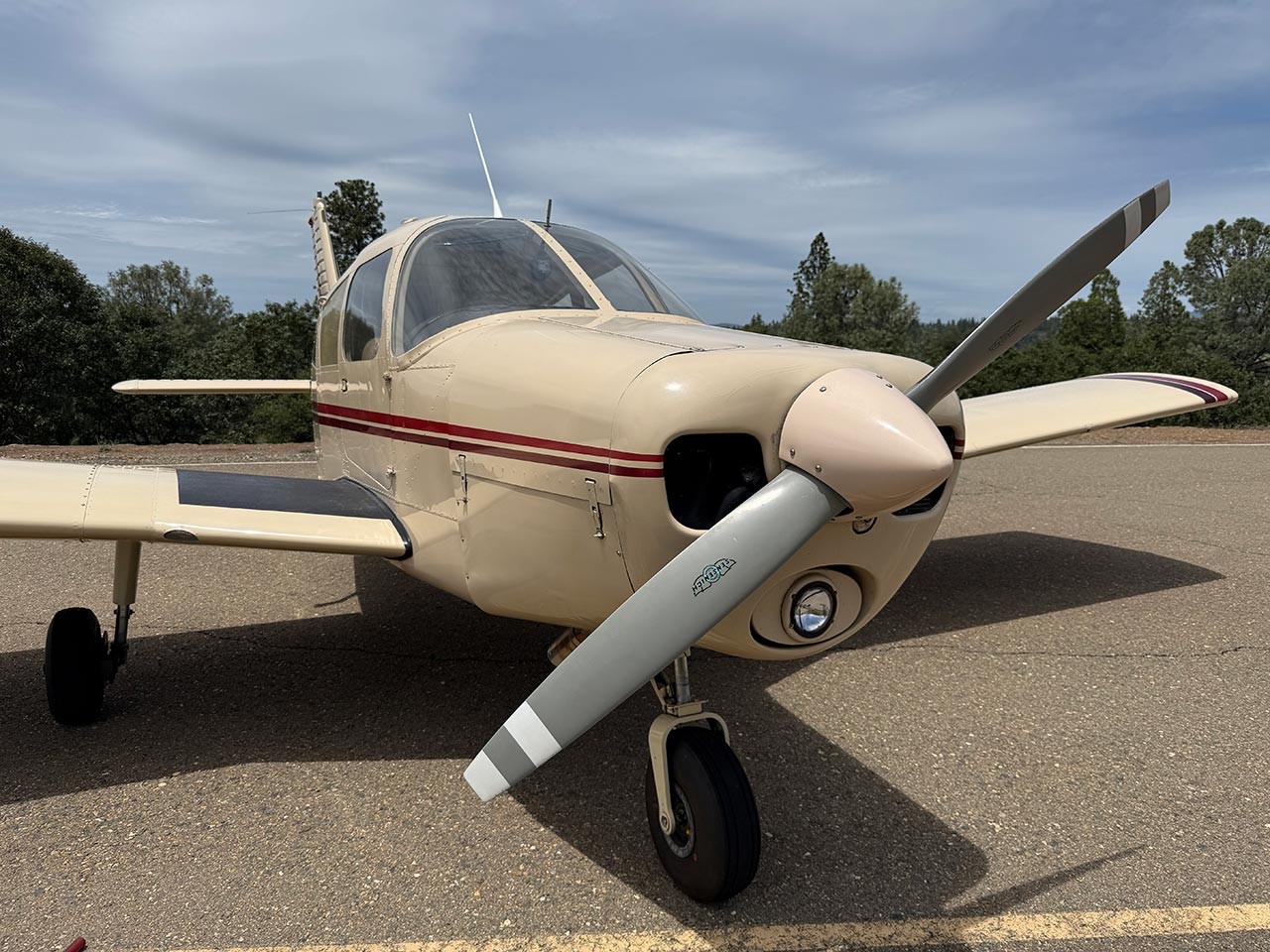 1969 Piper Cherokee 140 — photo 3