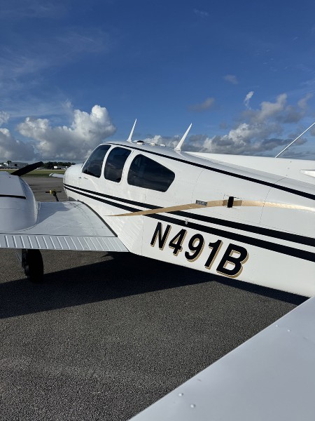 1975 Beechcraft Beech Baron E55, photo 9