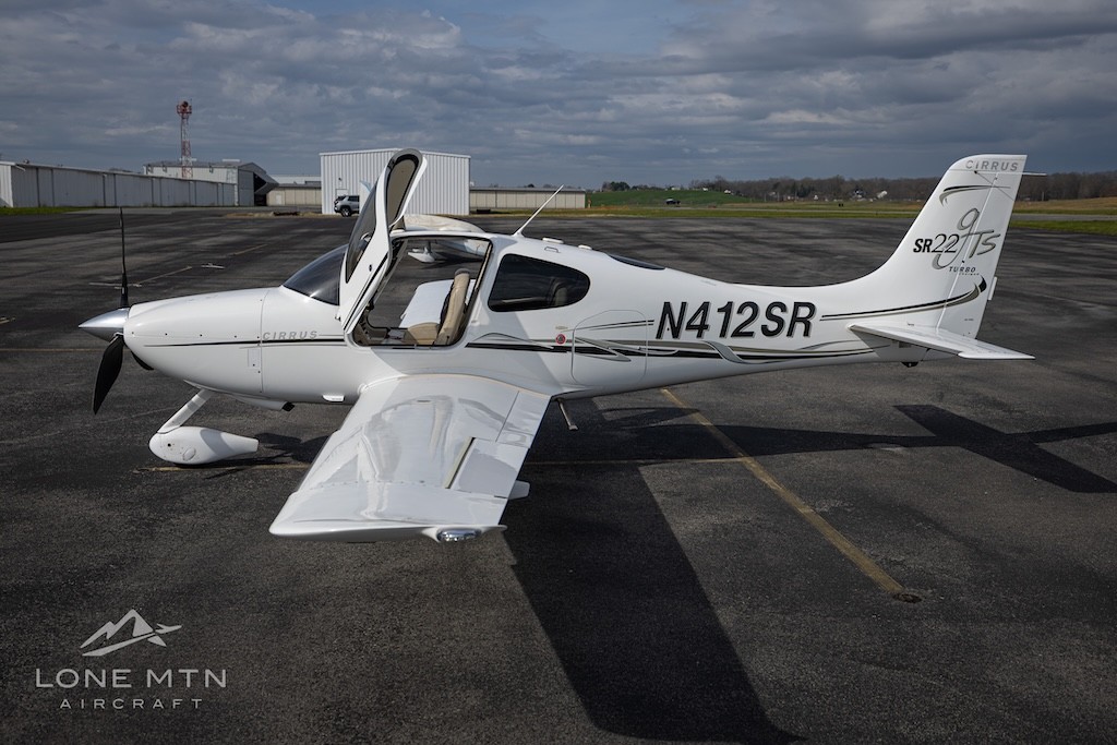 2006 Cirrus SR22-G2 — photo 2
