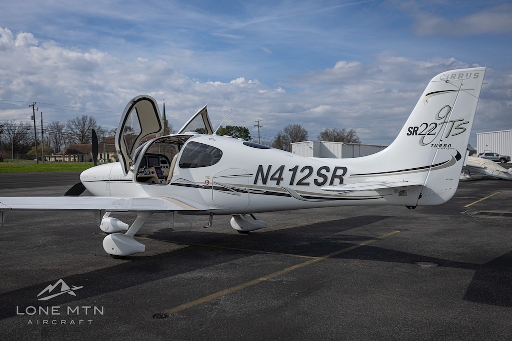 2006 Cirrus SR22-G2 — photo 3