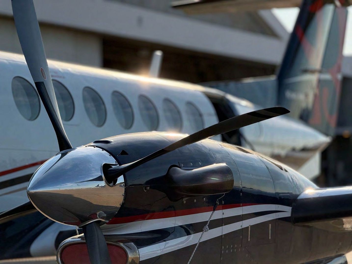 1997 Beech King Air 350 — photo 3